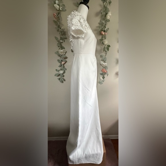 Sachin & Babi Marist Embellished Lace Column Gown - Picture 13 of 15